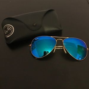 Blue Ray Ban Aviator Classic